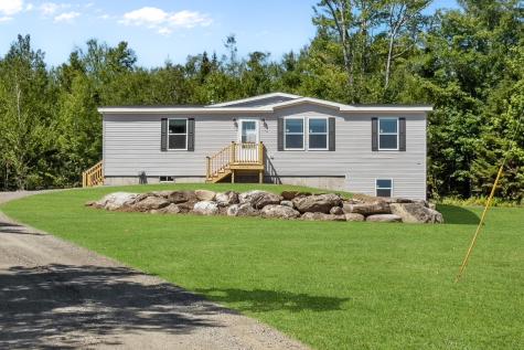 125 Feyler Union ME 04862