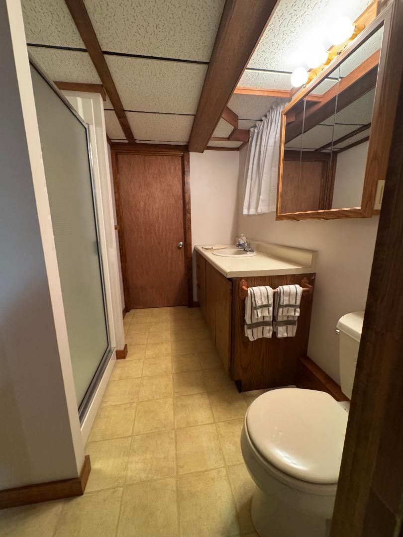 11 Tibbetts Drive Lincoln ME 04457