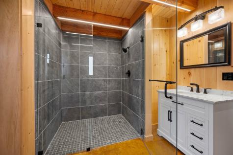 8 River Road Detroit ME 04929