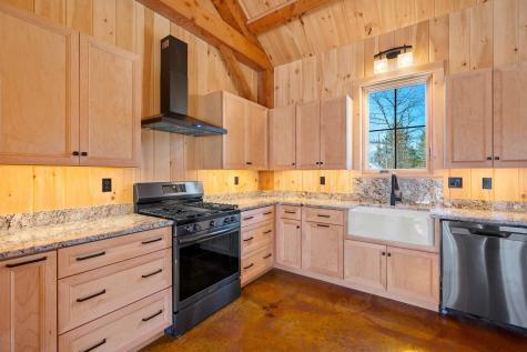 8 River Road Detroit ME 04929