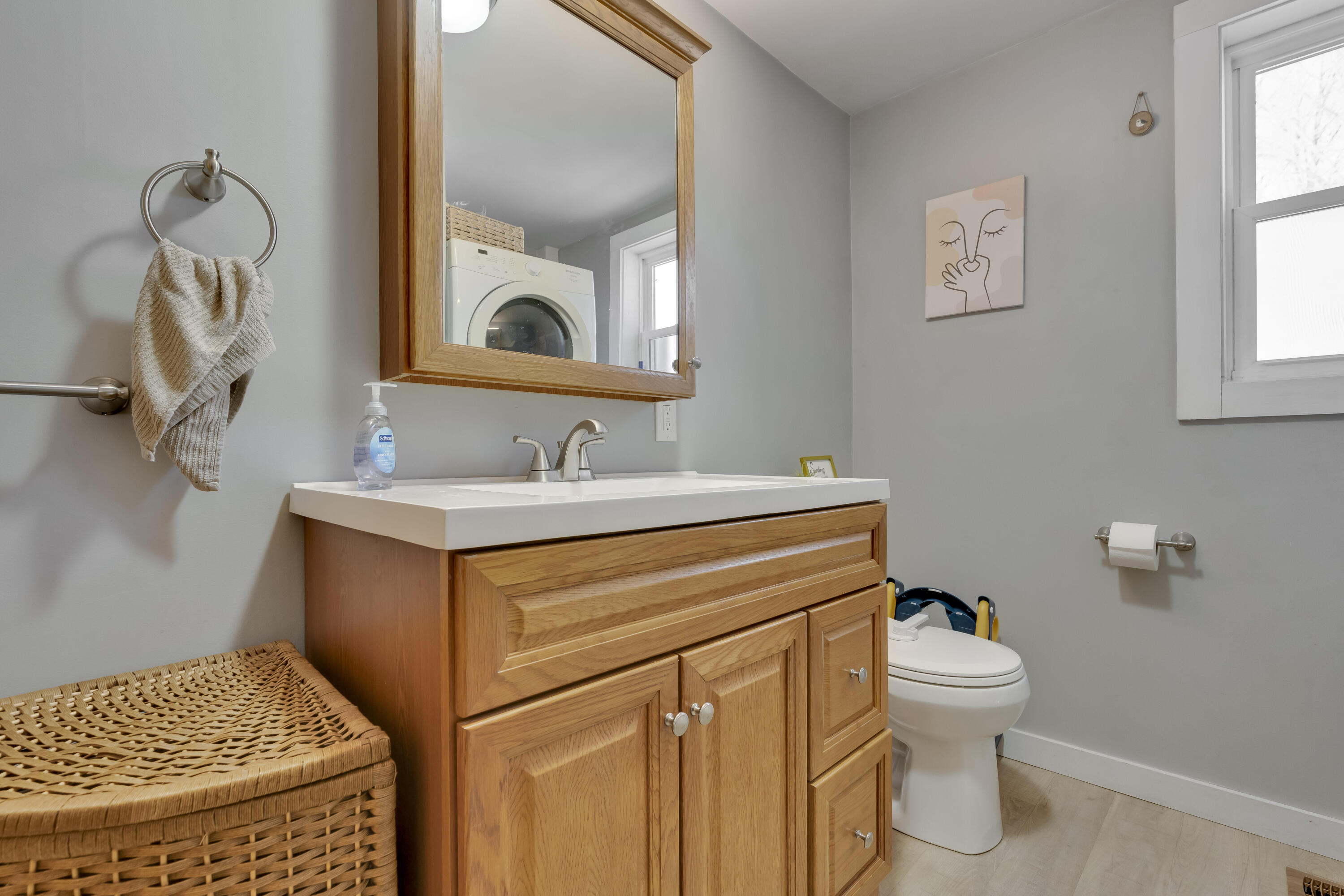 9 Snows Court North Berwick ME 03906