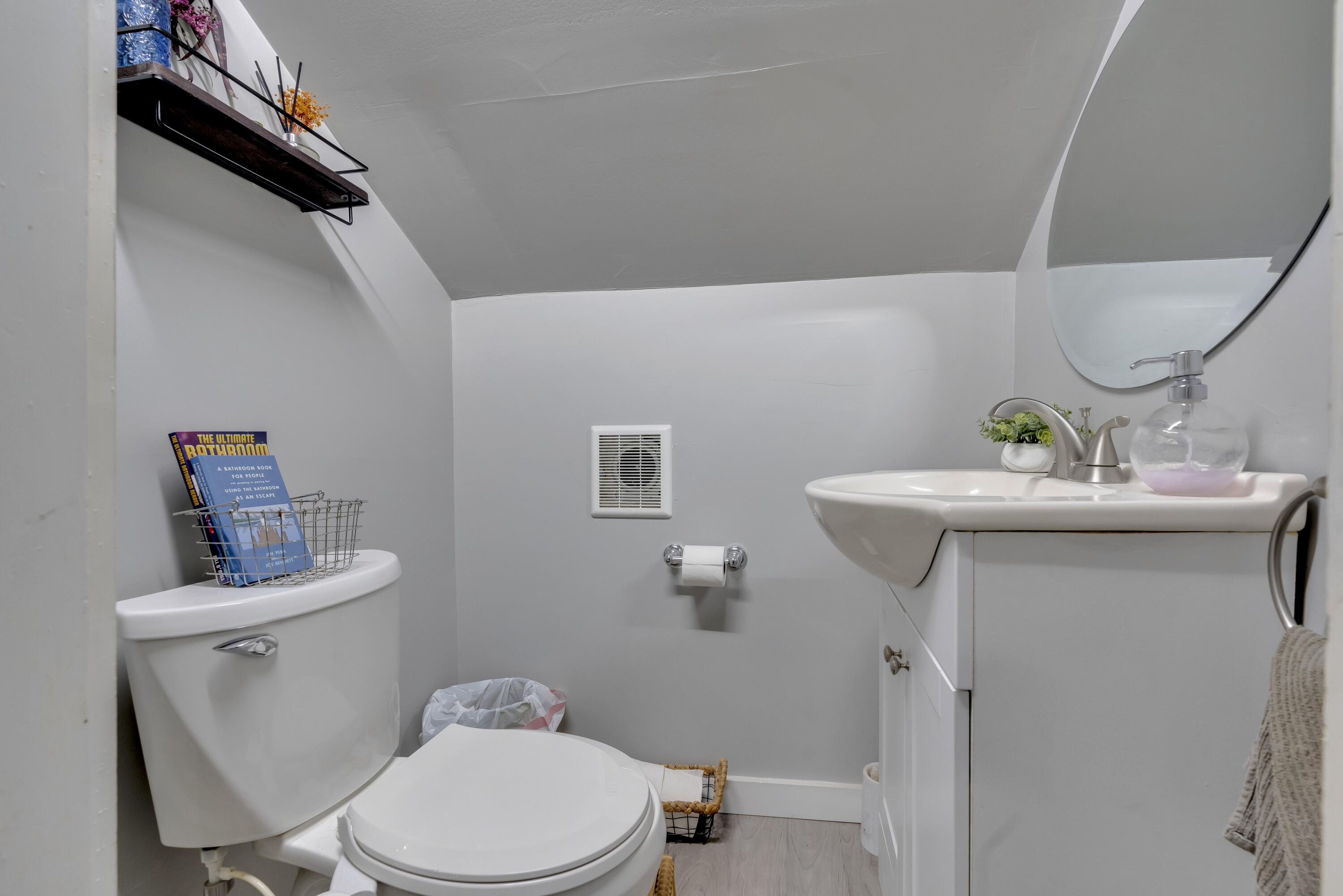 9 Snows Court North Berwick ME 03906