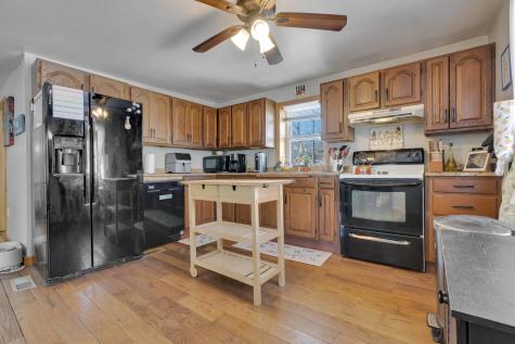 9 Snows Court North Berwick ME 03906