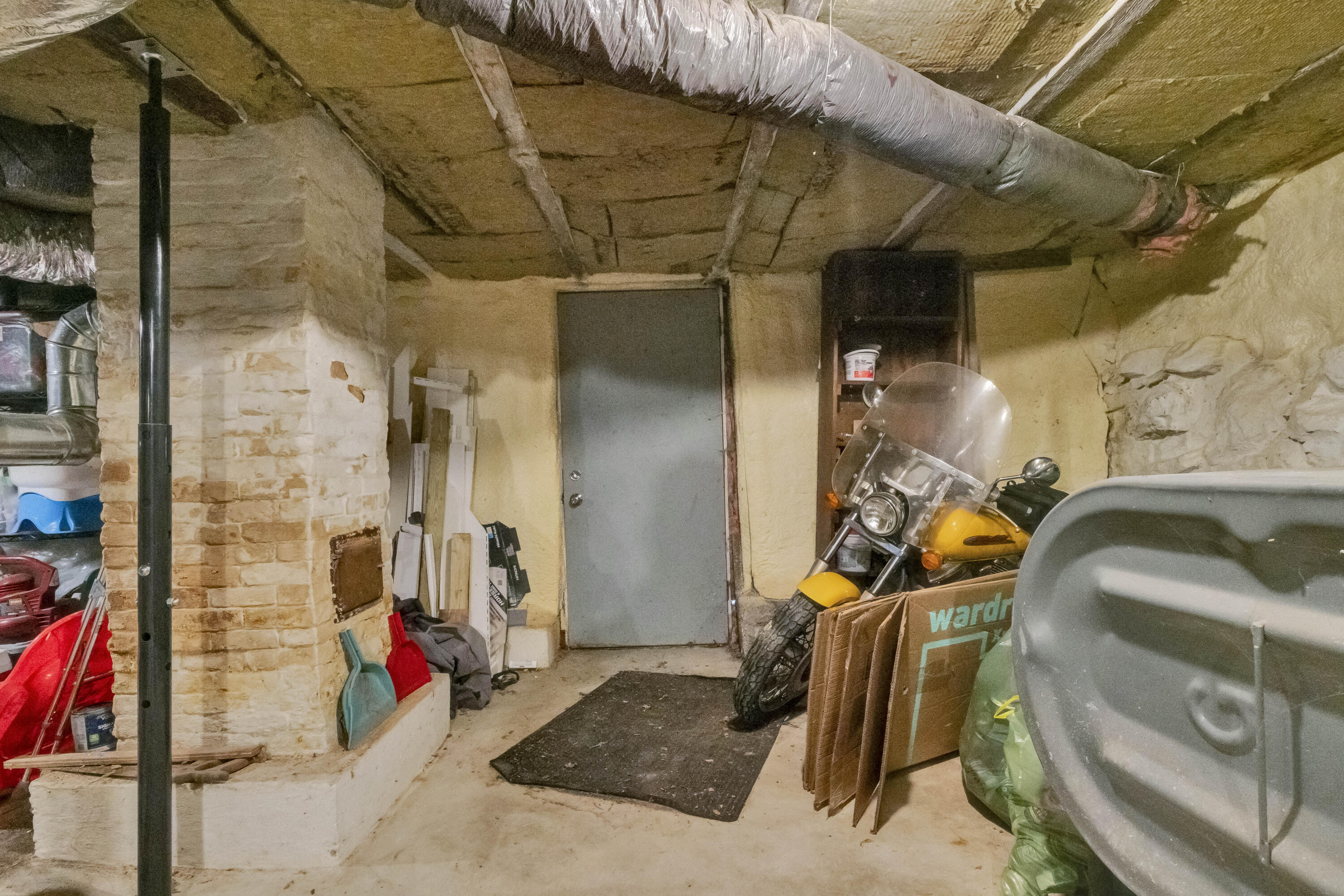 9 Snows Court North Berwick ME 03906