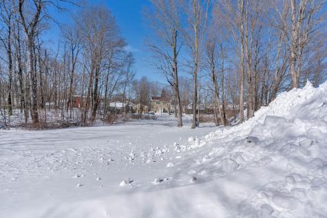 9 Snows Court North Berwick ME 03906