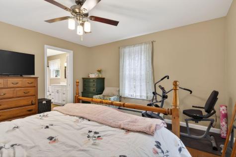 9 Alder Road Naples ME 04055