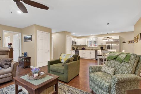 9 Alder Road Naples ME 04055