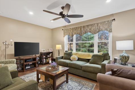 9 Alder Road Naples ME 04055