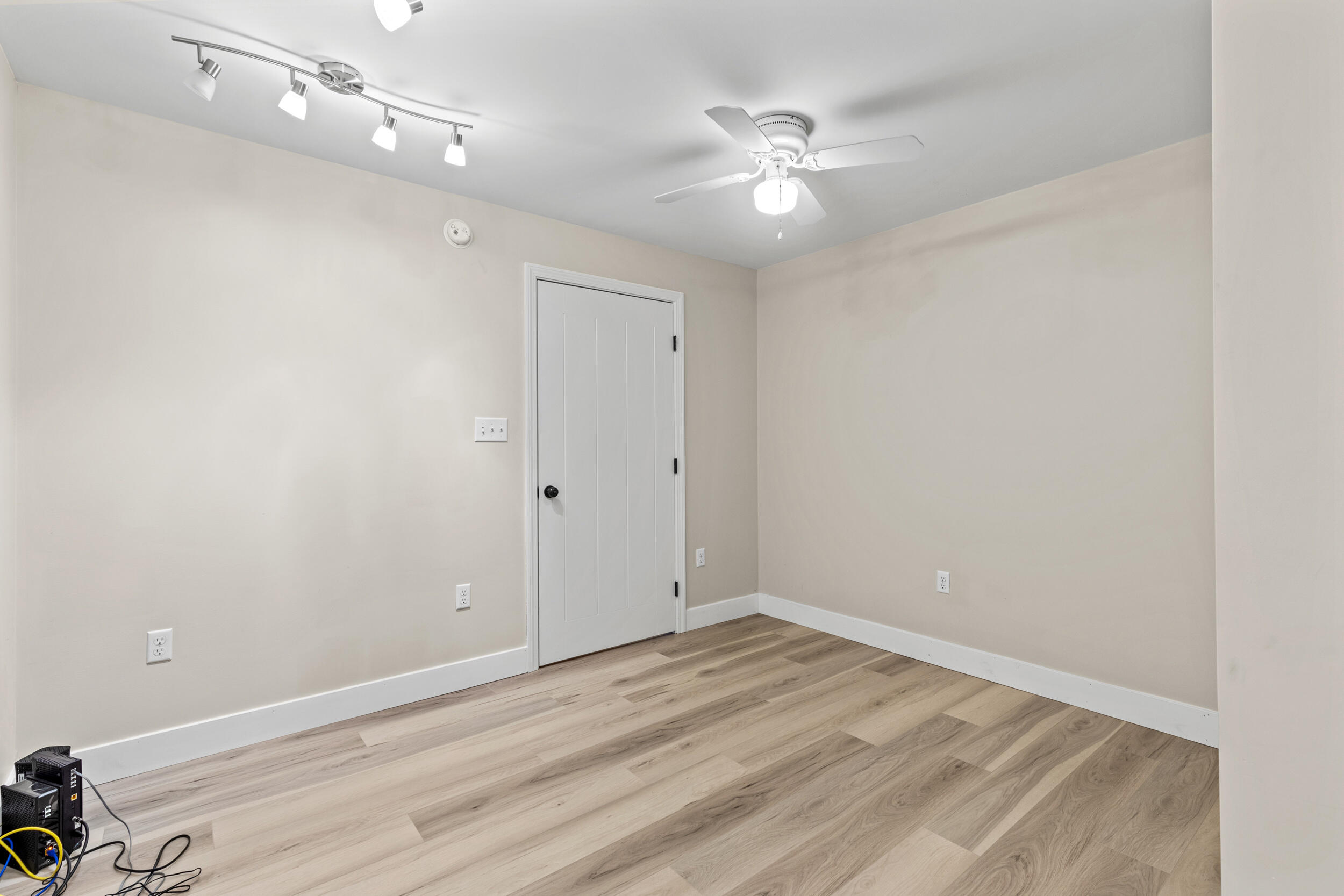 8 Summer Way Cumberland ME 04021