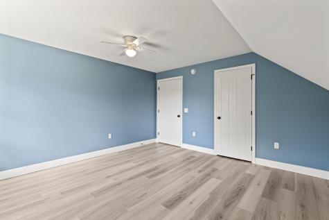 8 Summer Way Cumberland ME 04021