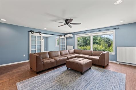 8 Summer Way Cumberland ME 04021