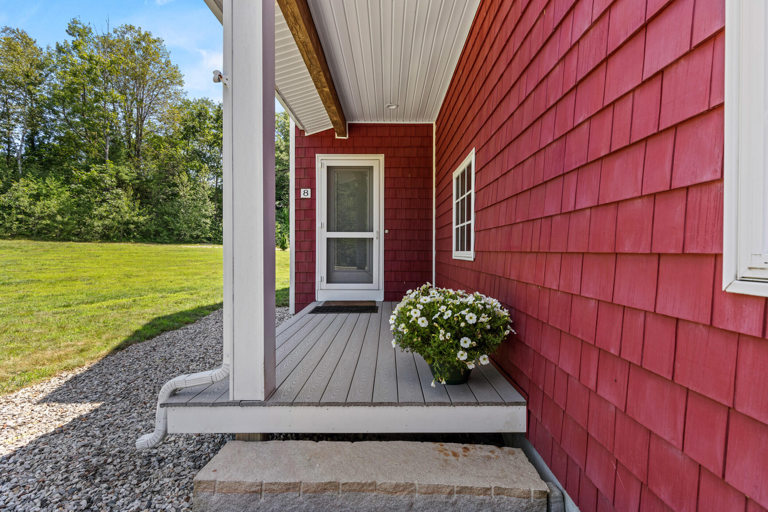 8 Summer Way Cumberland ME 04021