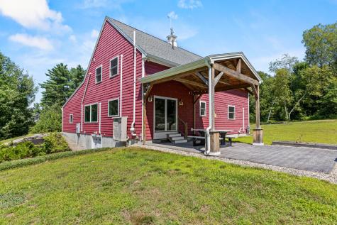 8 Summer Way Cumberland ME 04021