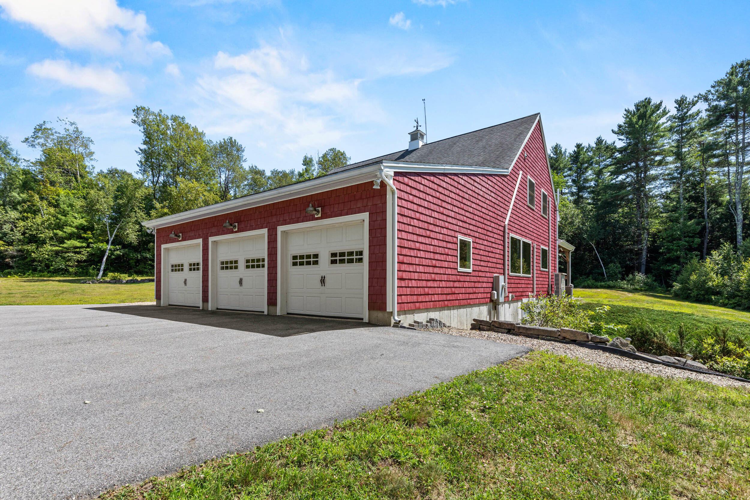 8 Summer Way Cumberland ME 04021