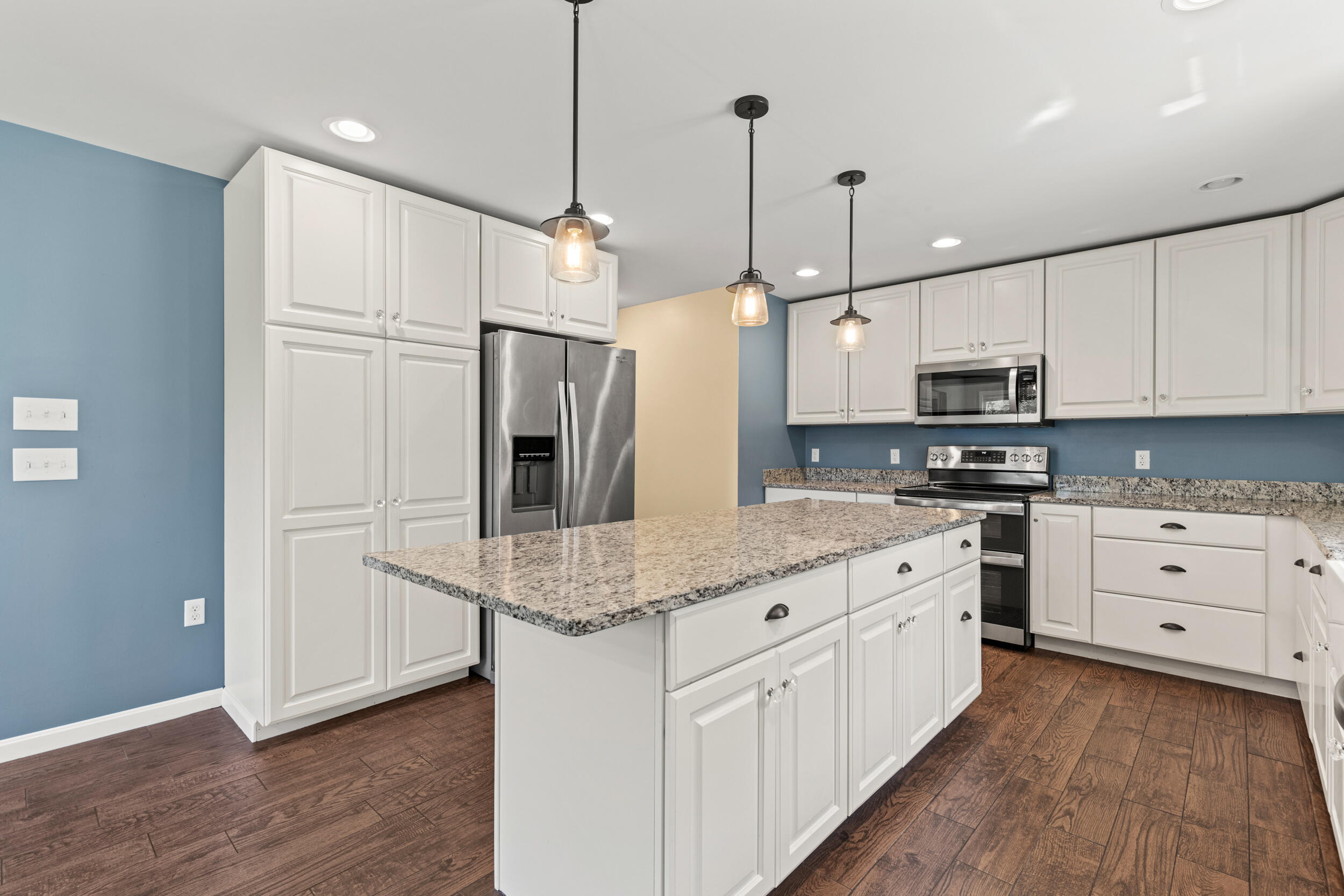 8 Summer Way Cumberland ME 04021