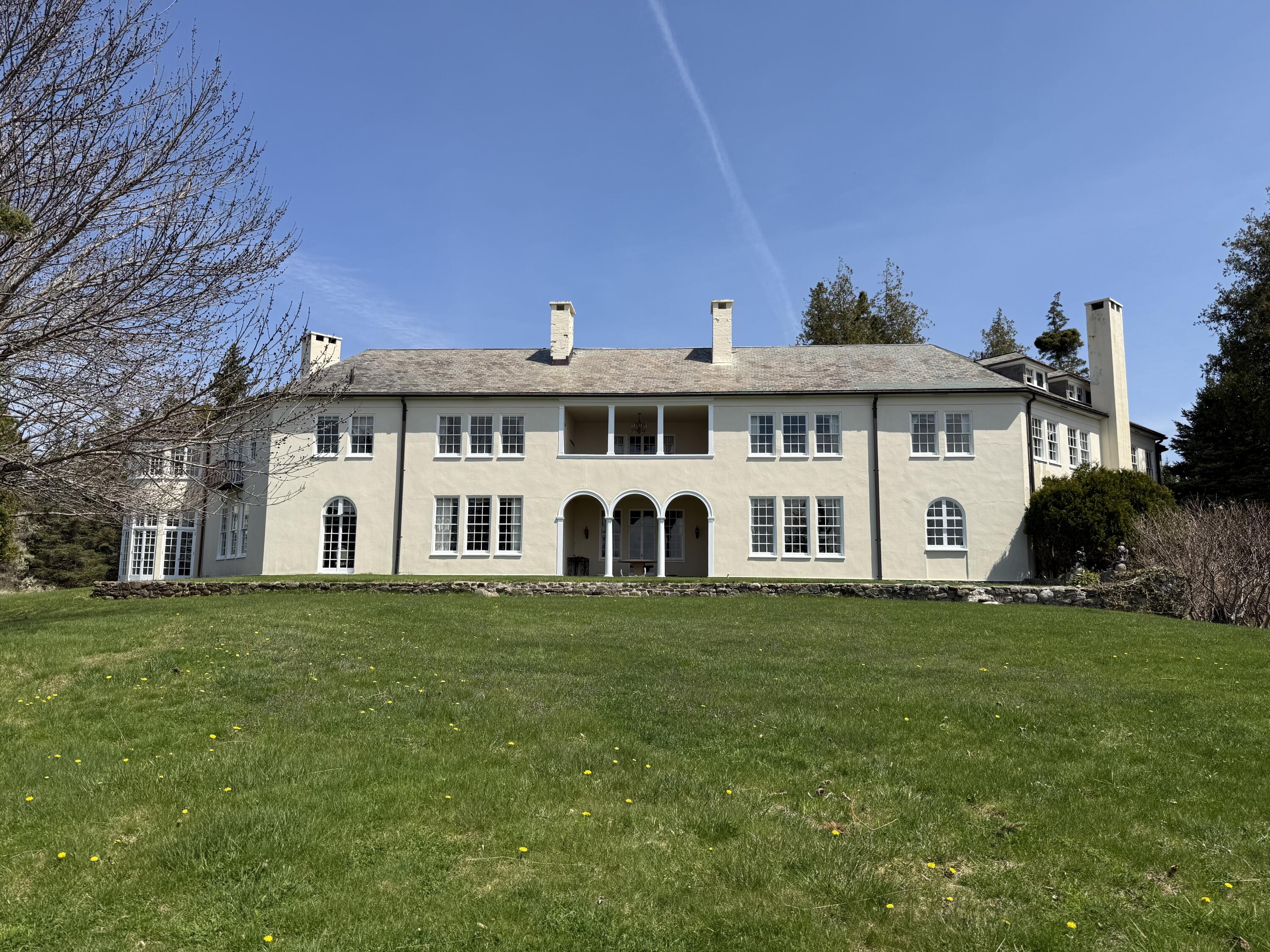 399 Hermit's Point Road Islesboro ME 04848