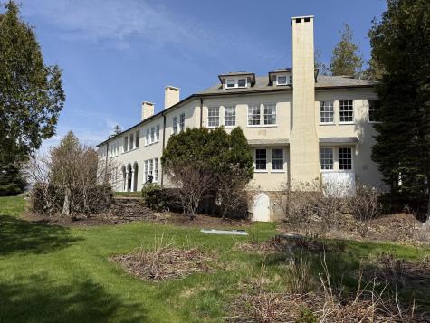 399 Hermit's Point Road Islesboro ME 04848