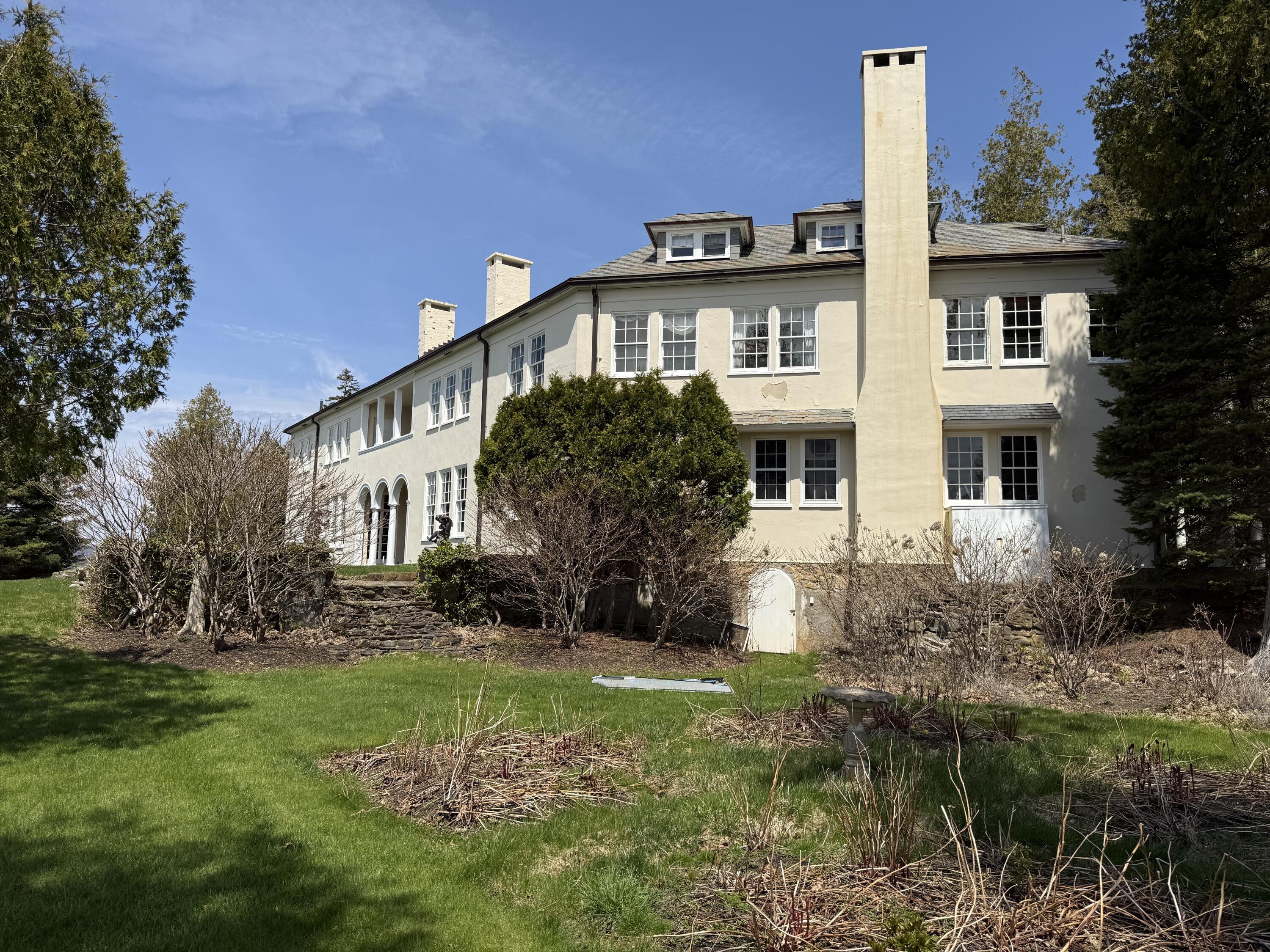 399 Hermit's Point Road Islesboro ME 04848