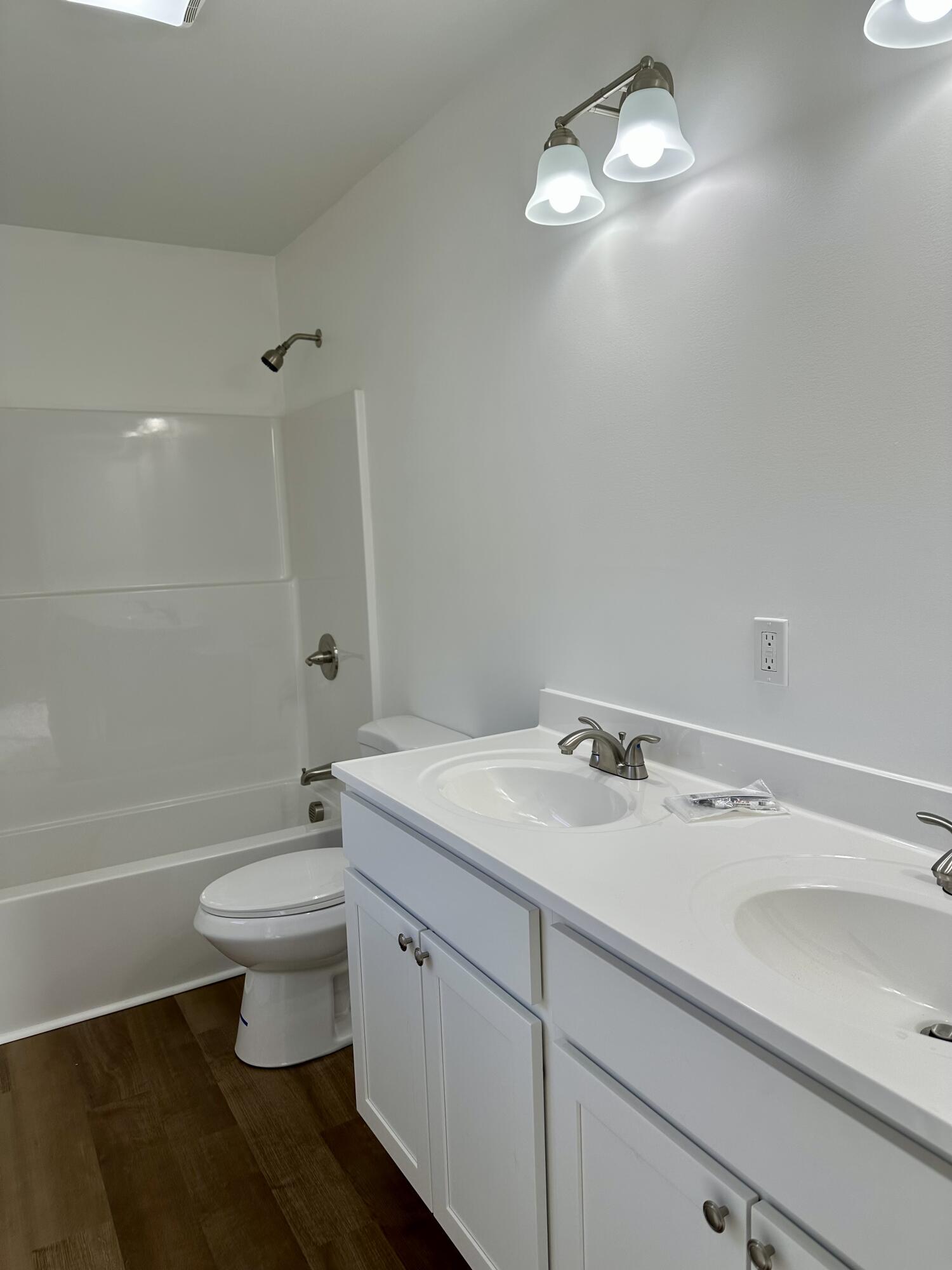 22 Village Circle Augusta ME 04330