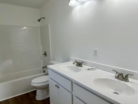 22 Village Circle Augusta ME 04330