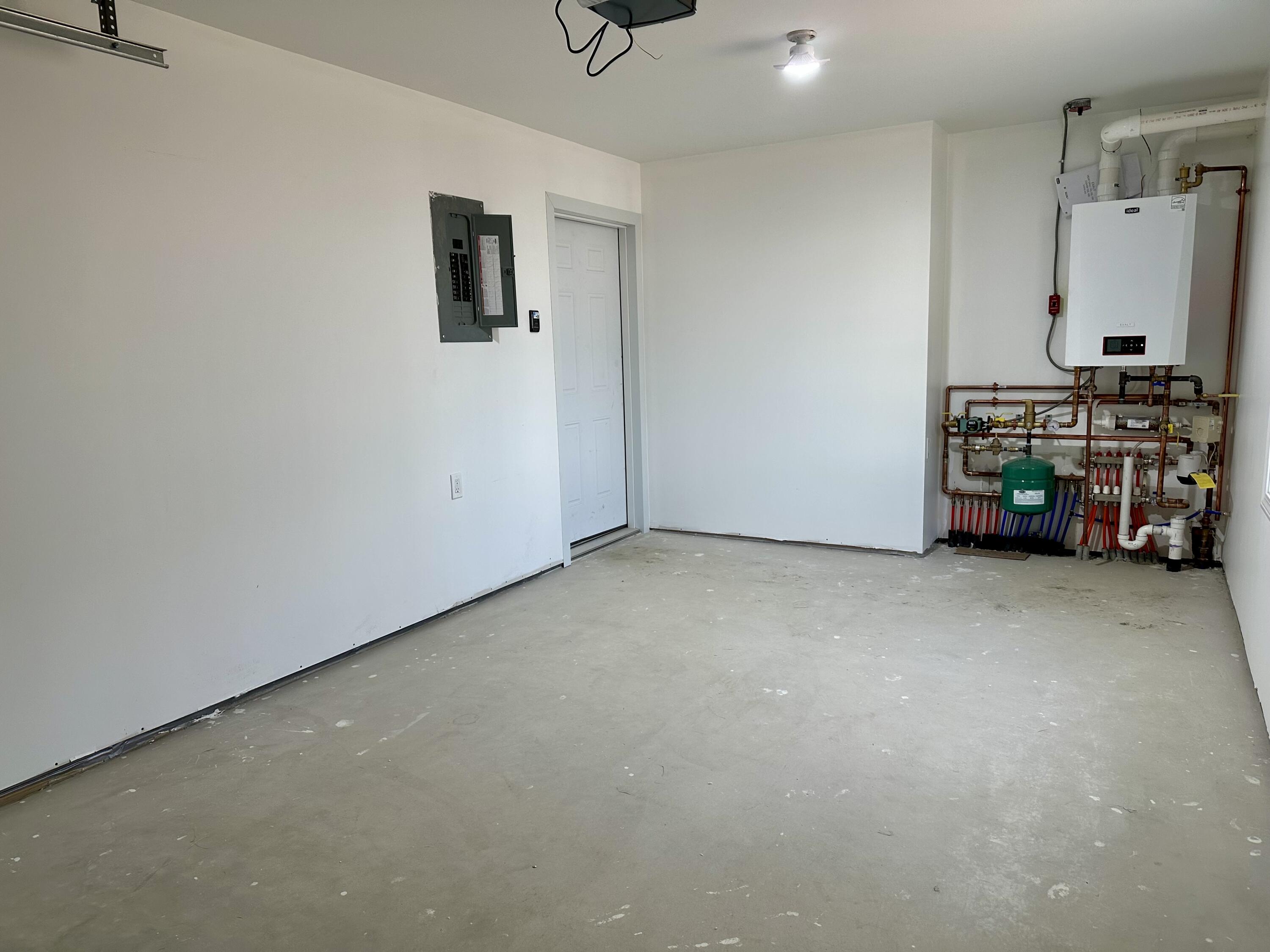 22 Village Circle Augusta ME 04330