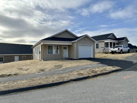 22 Village Circle Augusta ME 04330