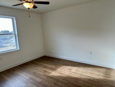 22 Village Circle Augusta ME 04330