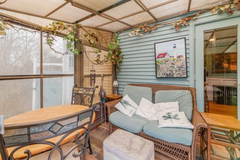 18 Blinn Hill Road Dresden ME 04342