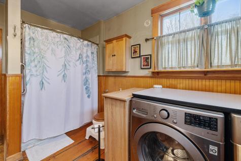 18 Blinn Hill Road Dresden ME 04342