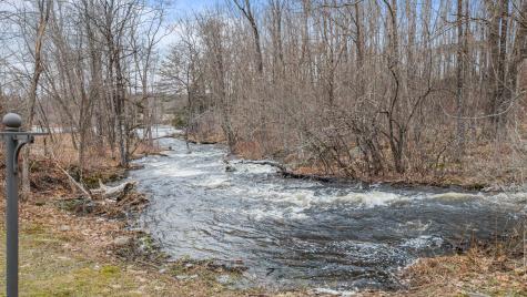18 Blinn Hill Road Dresden ME 04342