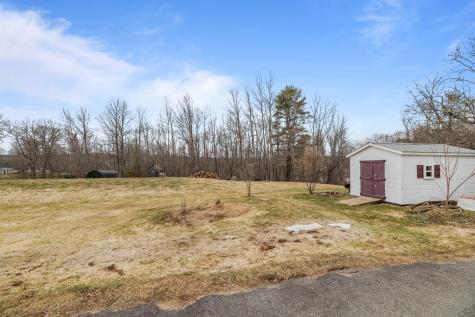 18 Blinn Hill Road Dresden ME 04342