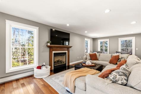 7 Roman Woods Way Gray ME 04039