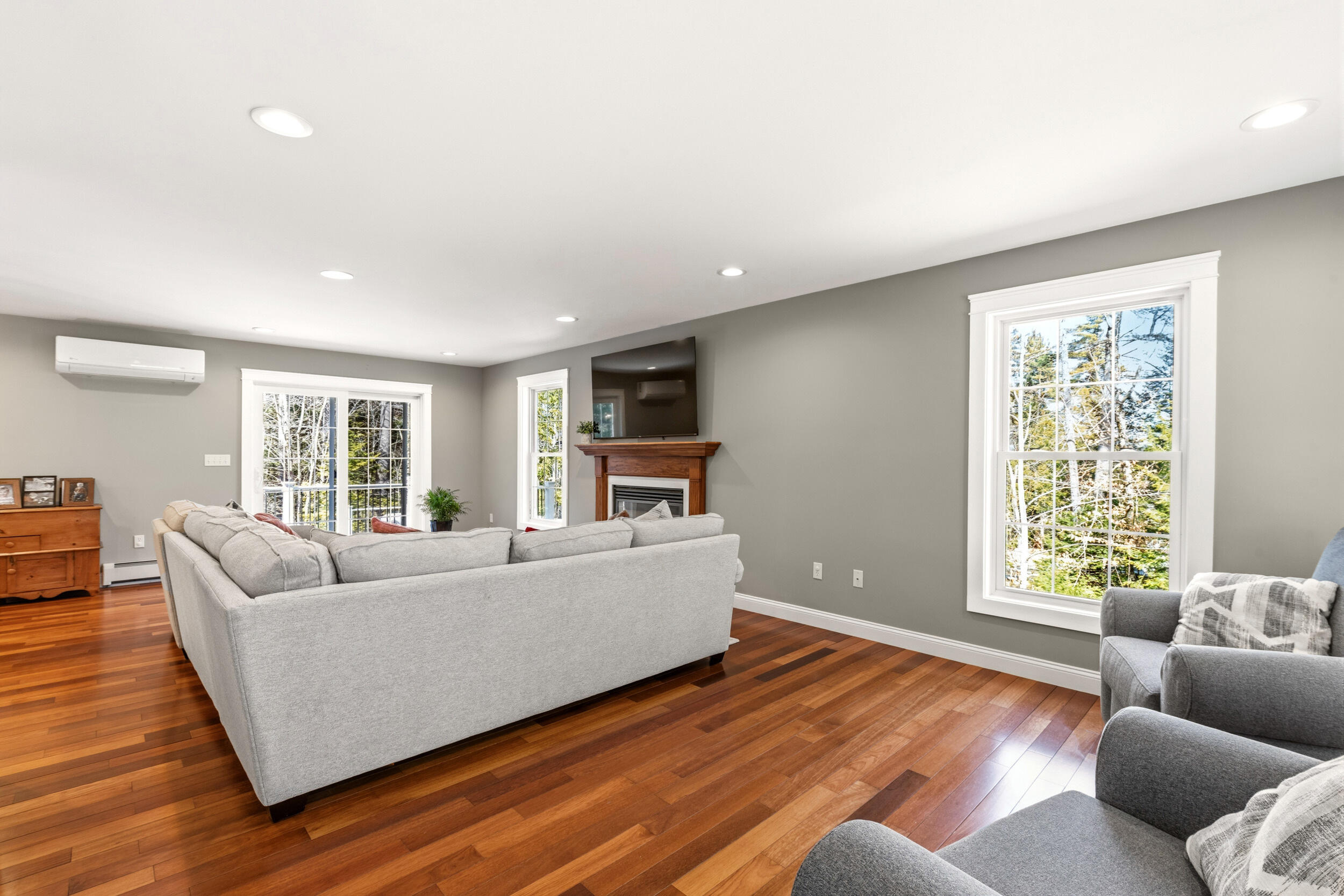 7 Roman Woods Way Gray ME 04039