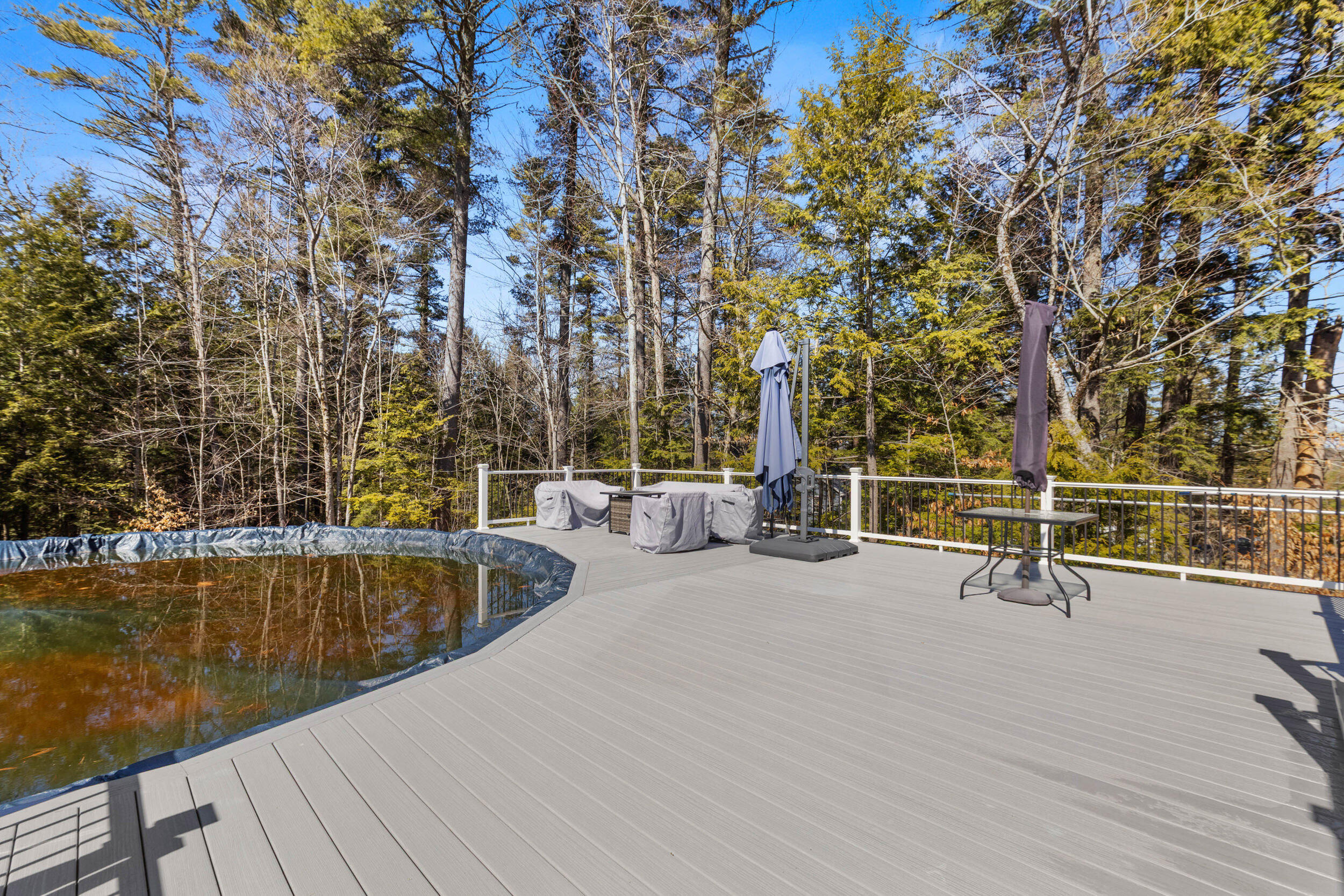 7 Roman Woods Way Gray ME 04039