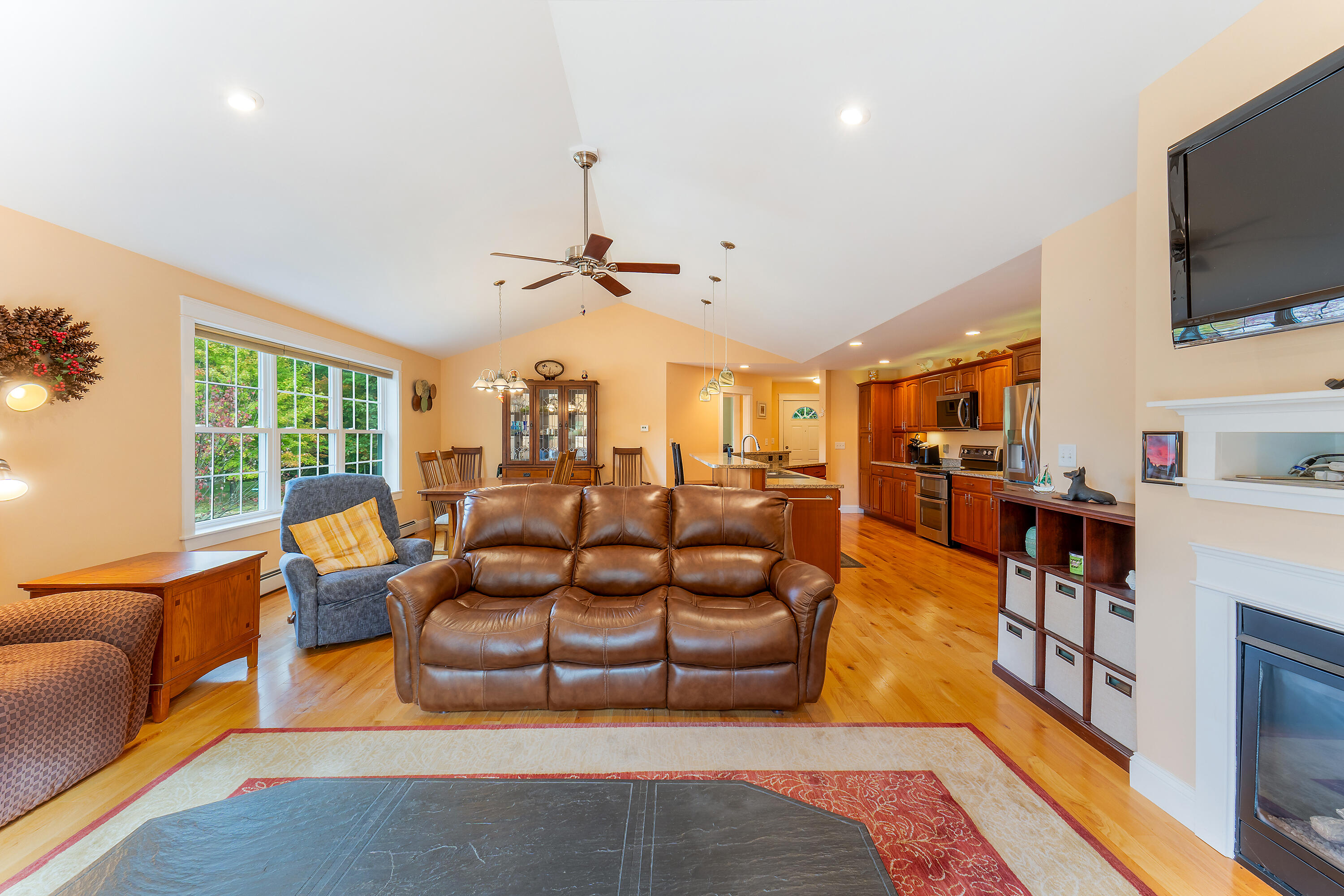 6 Macintosh Lane Lewiston ME 04240