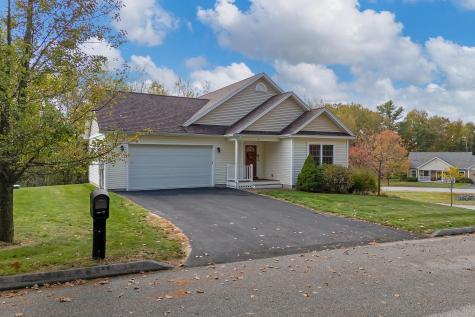 6 Macintosh Lane Lewiston ME 04240