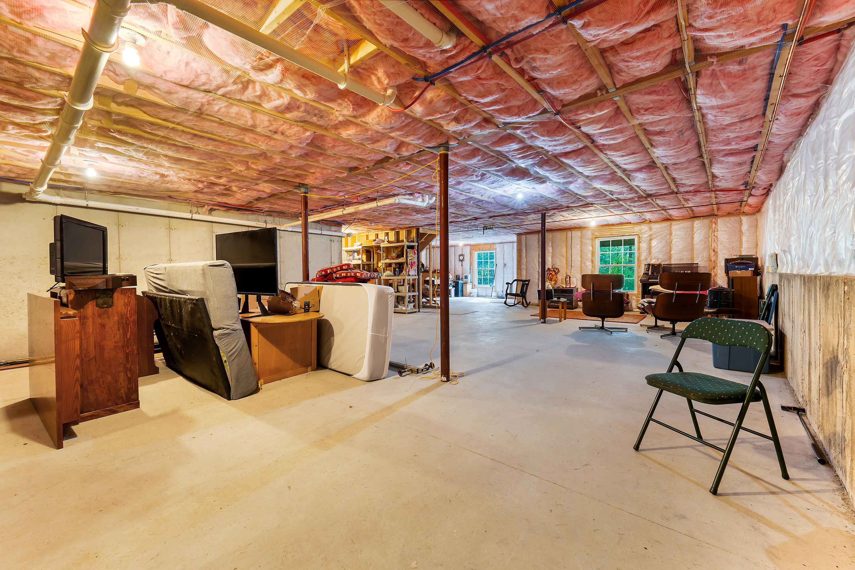 6 Macintosh Lane Lewiston ME 04240