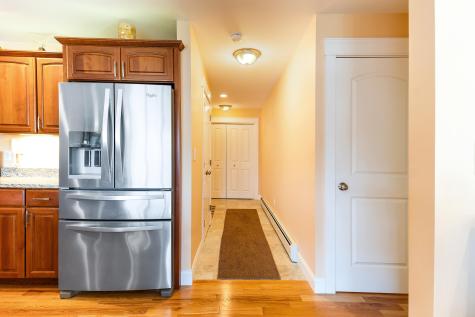 6 Macintosh Lane Lewiston ME 04240