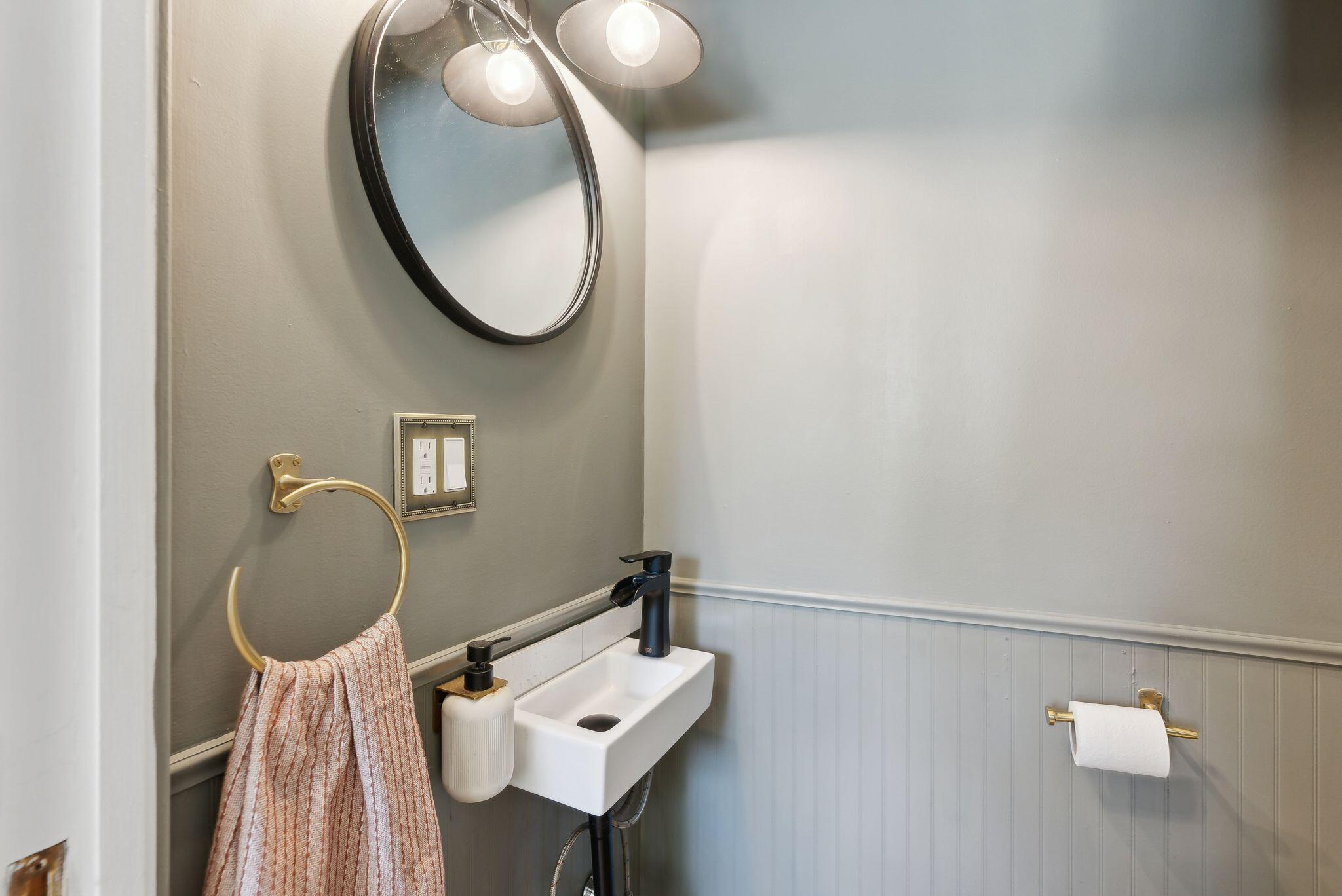 239 Auburn Street Portland ME 04103