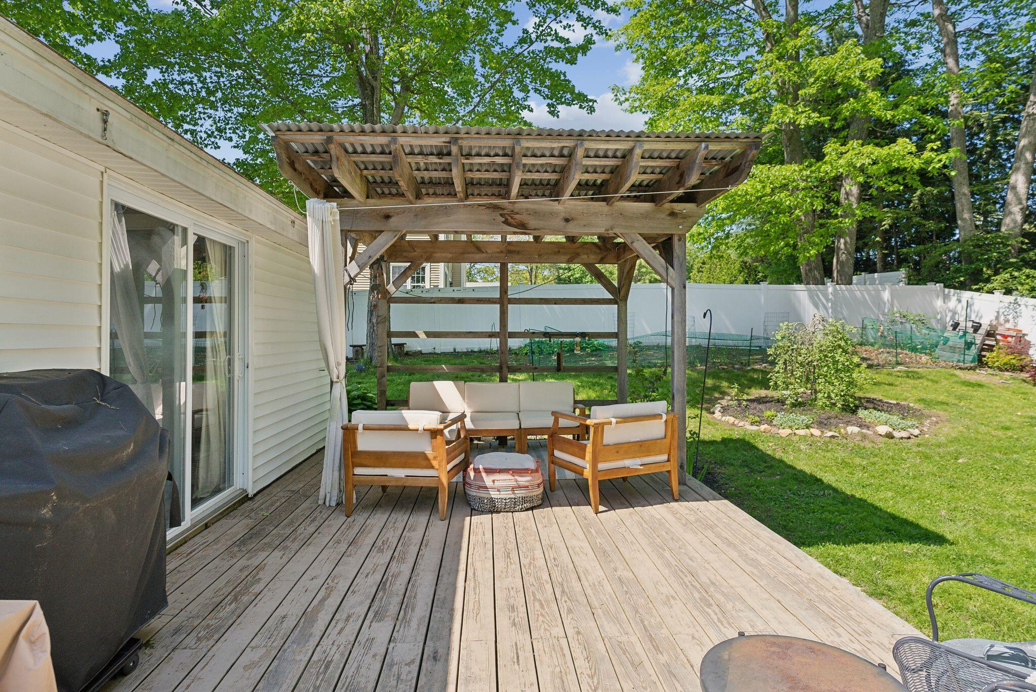 239 Auburn Street Portland ME 04103