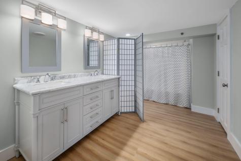 18 Trafton Lane Kittery ME 03904