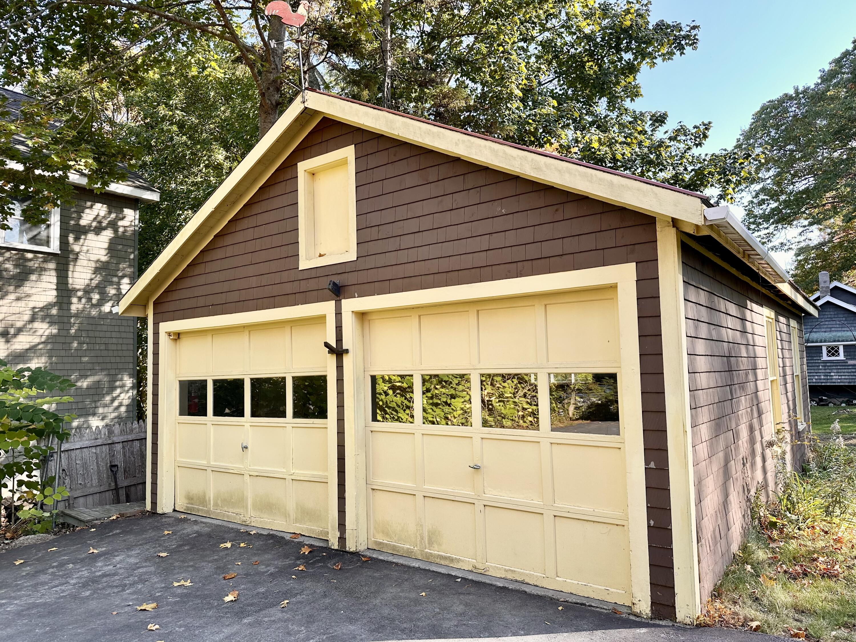 22 Salmond Street Belfast ME 04915