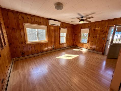 22 Salmond Street Belfast ME 04915