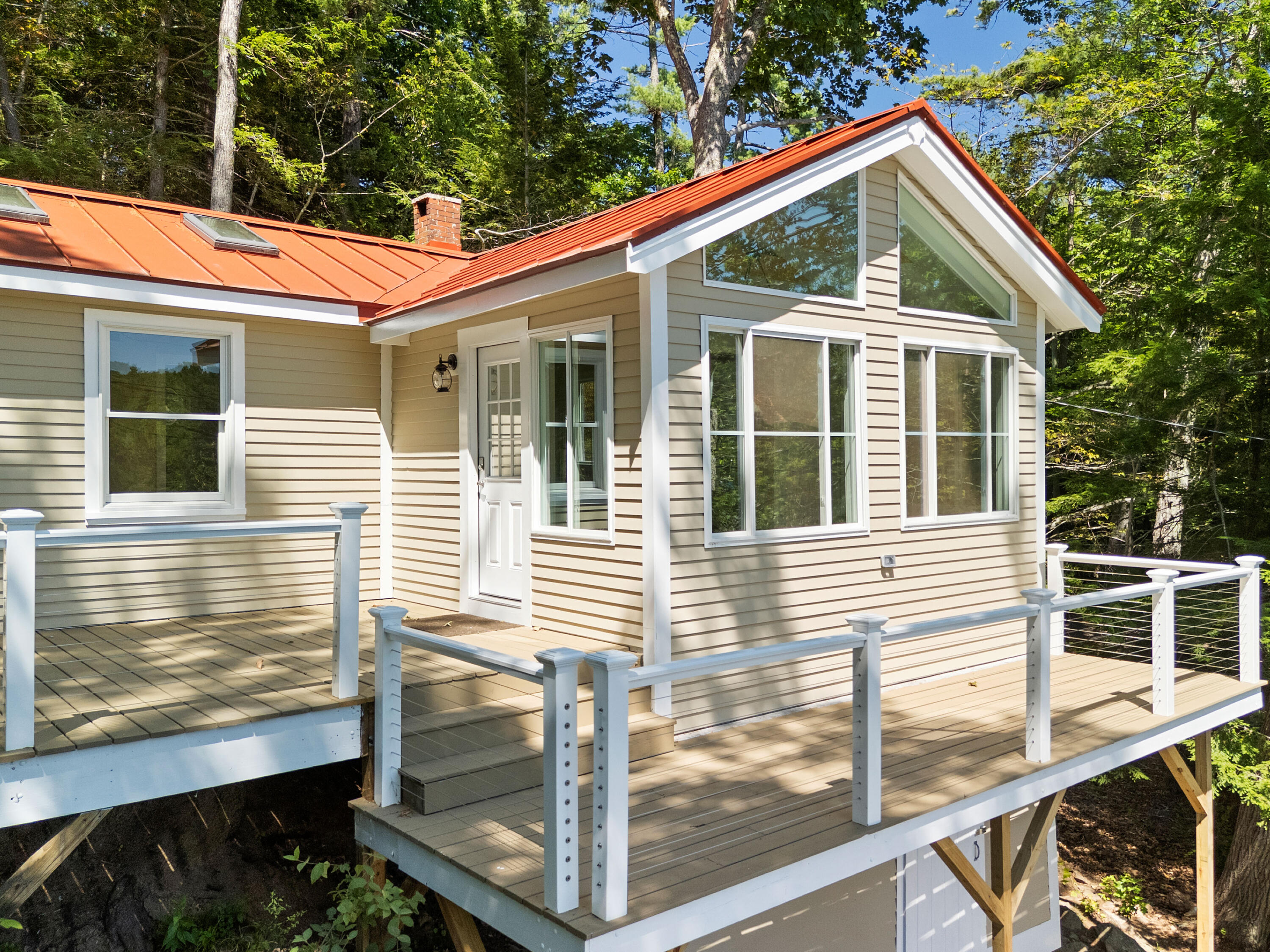 161 Molyneaux Road Camden ME 04843