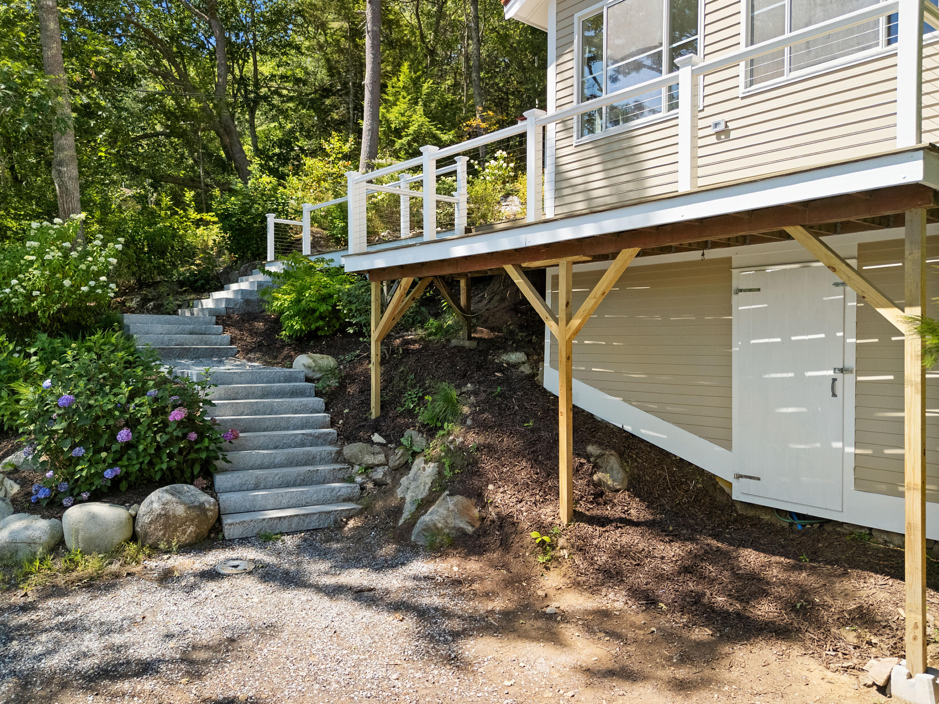 161 Molyneaux Road Camden ME 04843