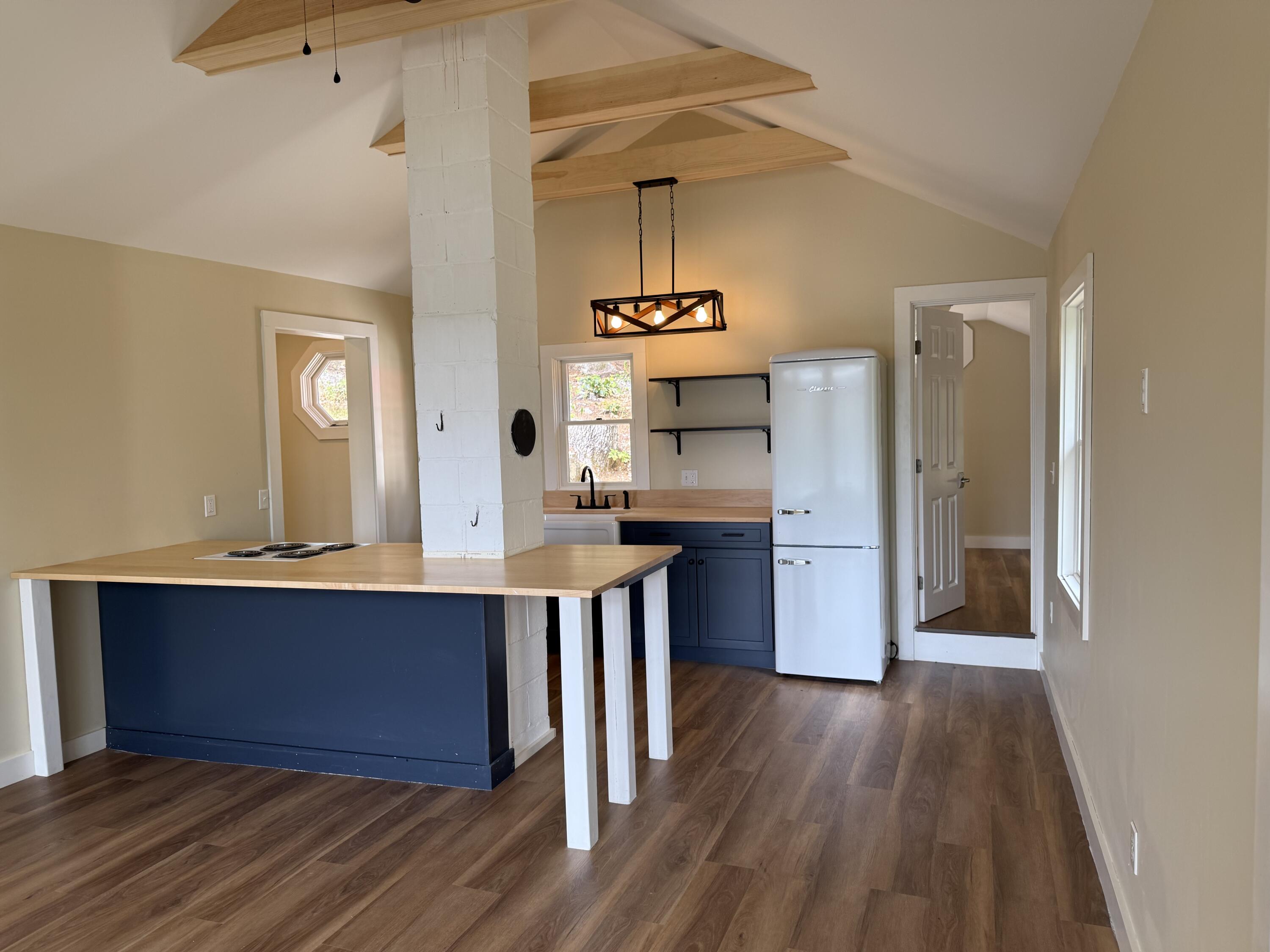 161 Molyneaux Road Camden ME 04843