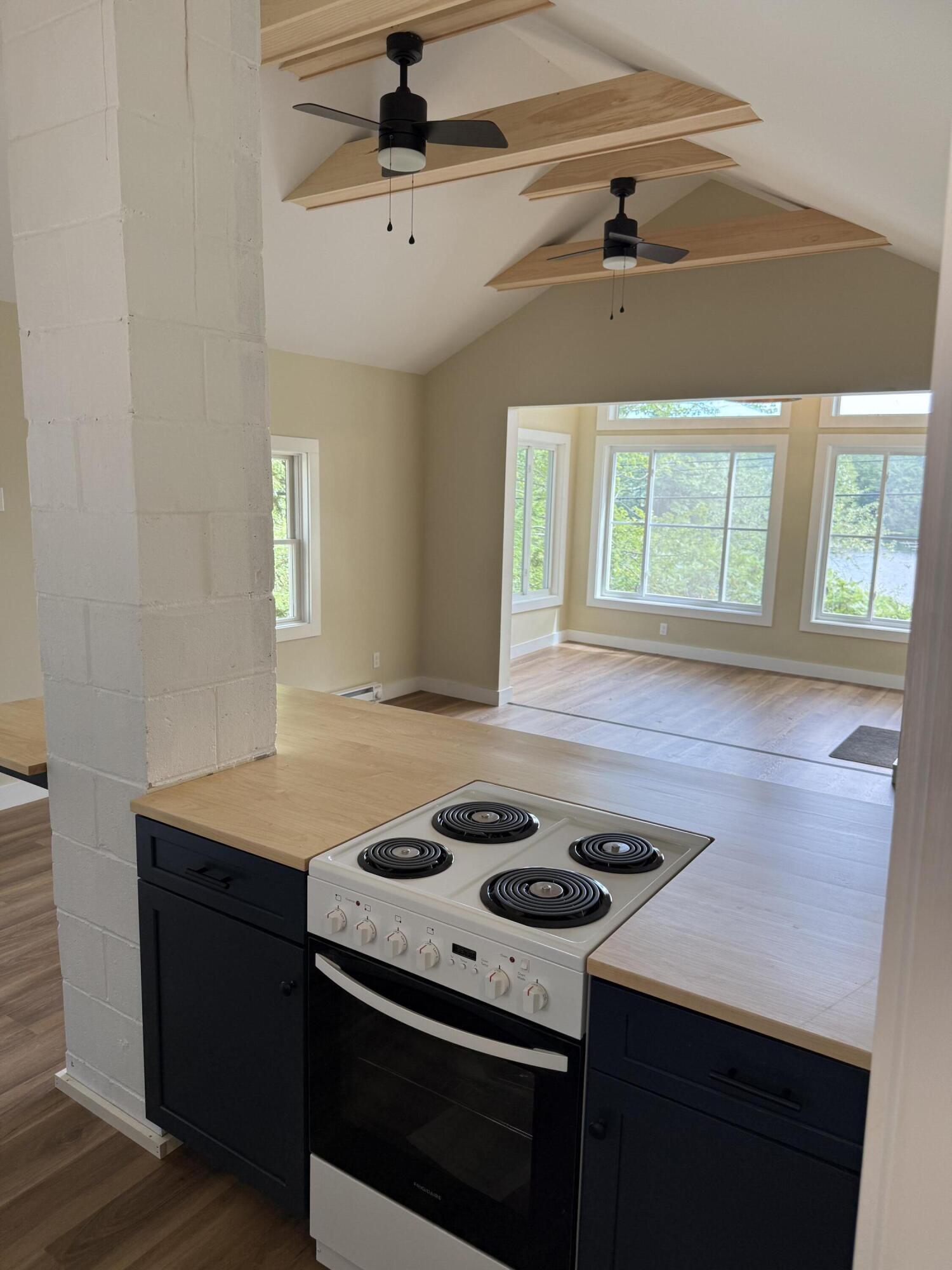 161 Molyneaux Road Camden ME 04843