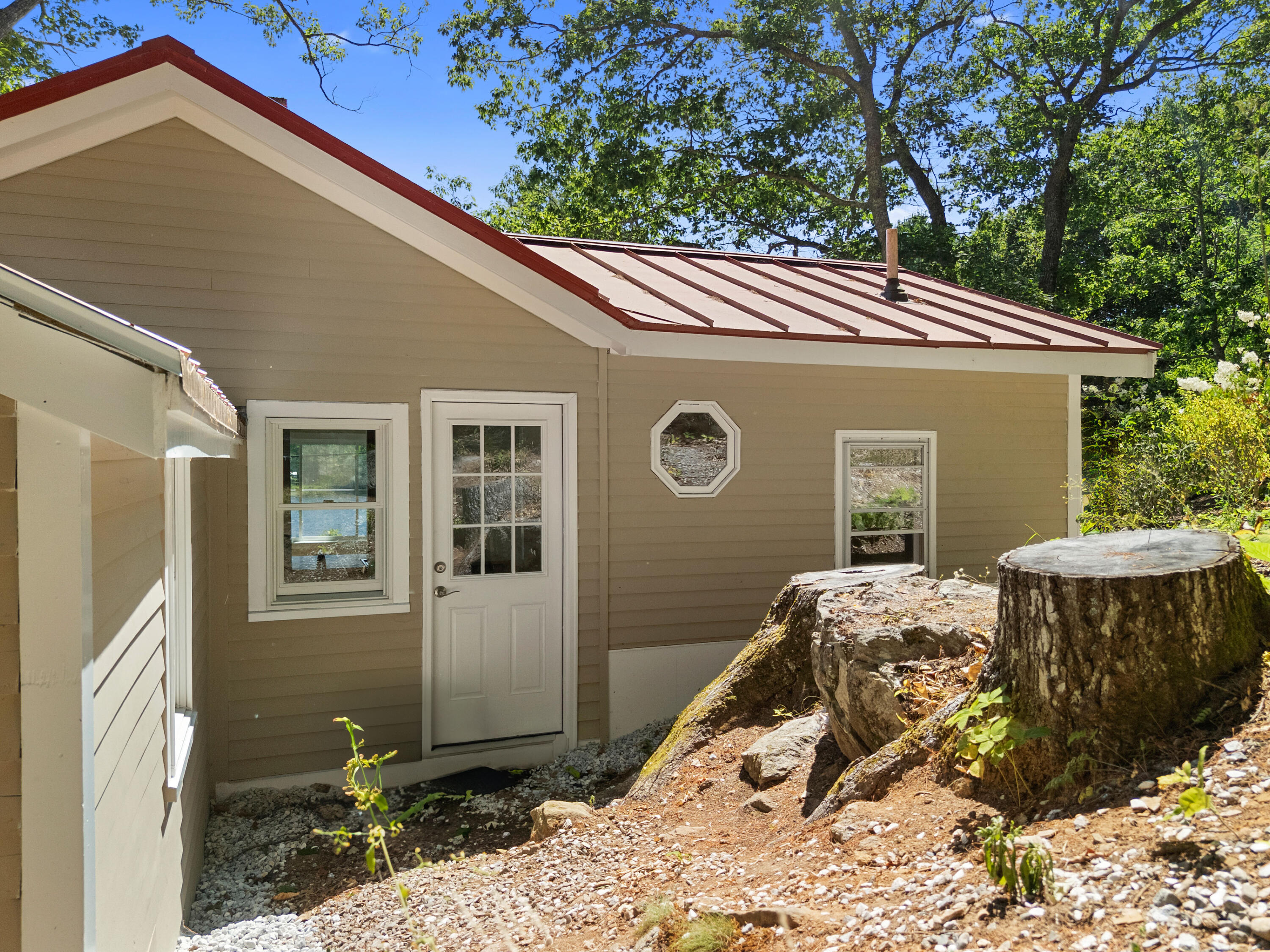 161 Molyneaux Road Camden ME 04843