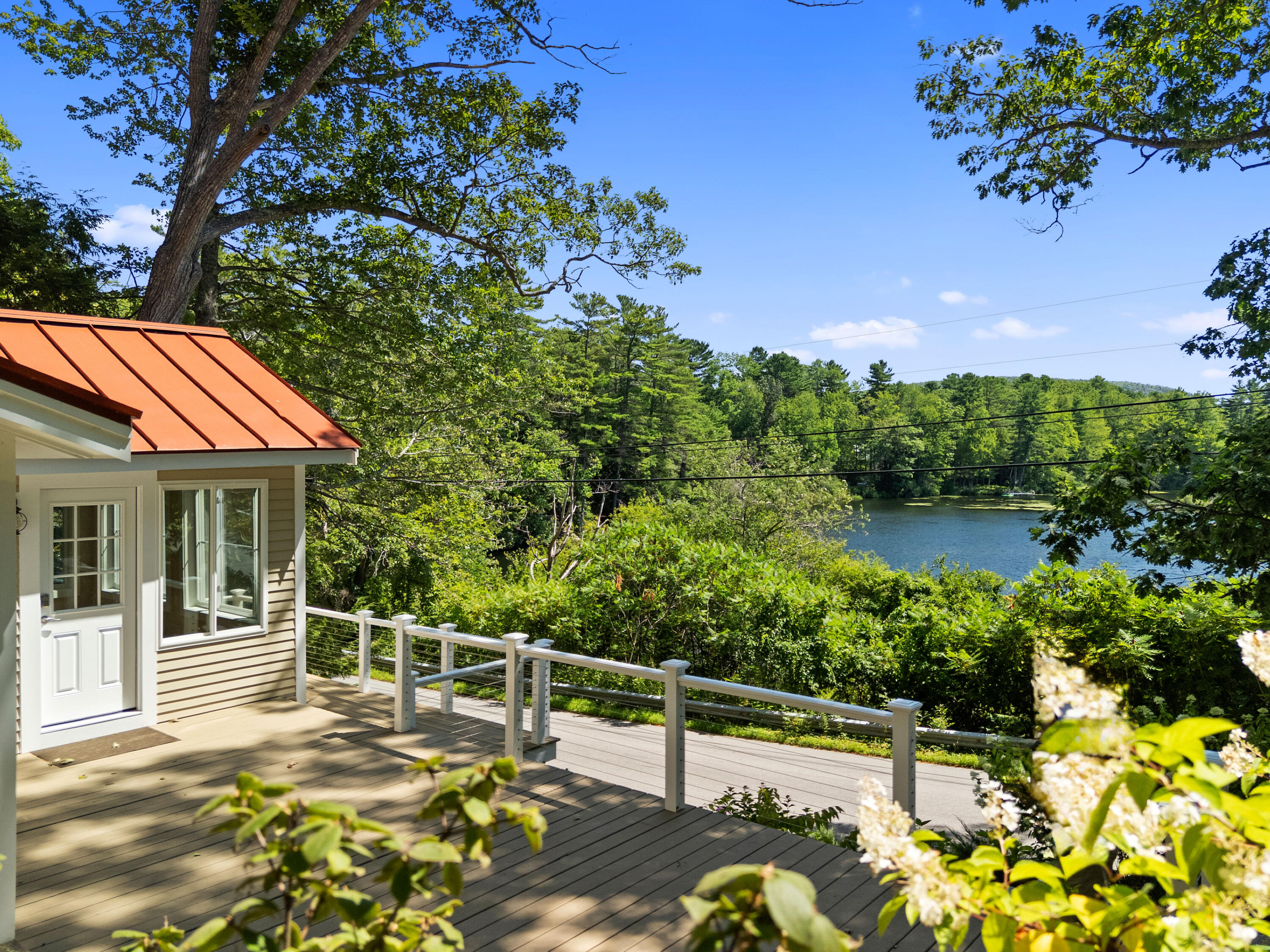 161 Molyneaux Road Camden ME 04843