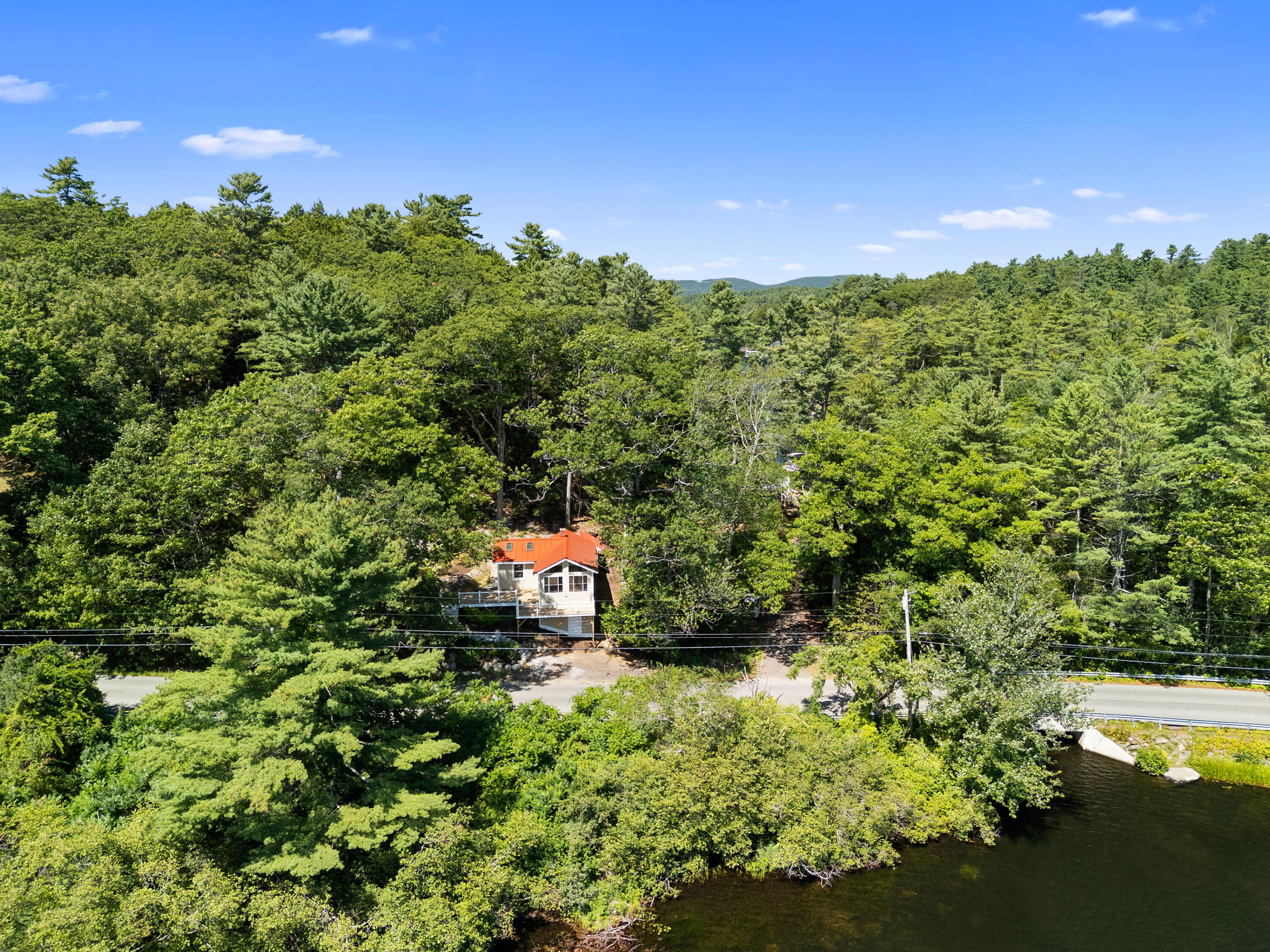 161 Molyneaux Road Camden ME 04843